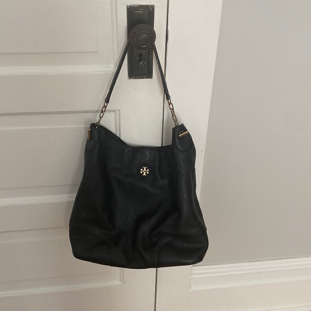 Tory Burch Frida Hobo Bag In Black Leather